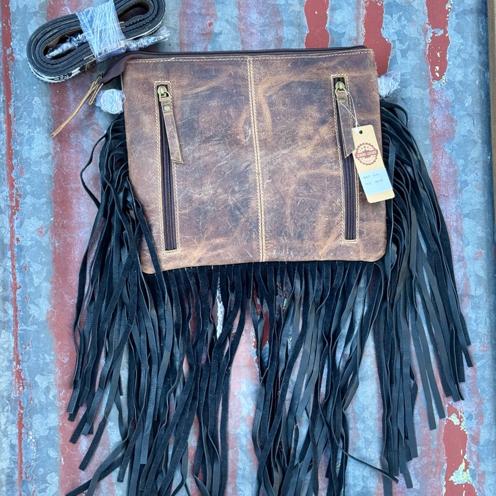 Cowhide & Fringe Handbag - Picture 2 of 9